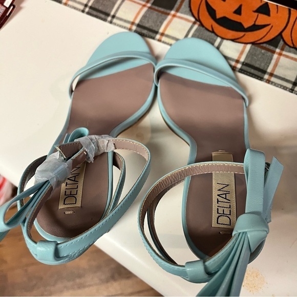 Deltan Miranda Leather Ankle Bow Dress Sandals Blue Mint Green Size 9 NWOT - Picture 4 of 6